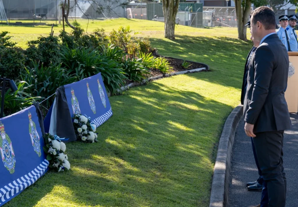Wreaths arranged at Avenue of Remembrance ceremony